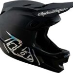 TroyLee_139437012-_D4-Carbon_Fullface_Helm-21_800x800_2x_fb9d6e50-86d1-437b-86e5-8da92c506cd6-2