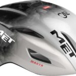 met-manta-mips-road-aero-cycling-helmet-UAE-Team-Emirates-MPS_800x800_2x_812381d1-3ab5-47a9-9be6-3474f88382cd-2