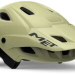 met-parachute-mcr-mips-mtb-helmet-M120GN2-4_800x800_2x_27946da7-3604-43be-9092-c58402cd7cc9